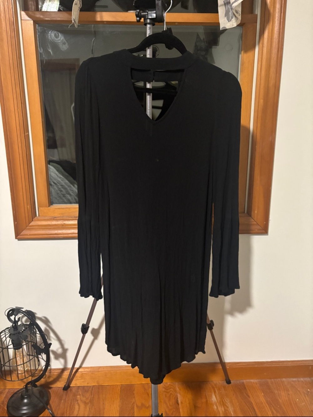 Mossimo Supply Co. Black Long-Sleeve V-Neck Tunic Dress
